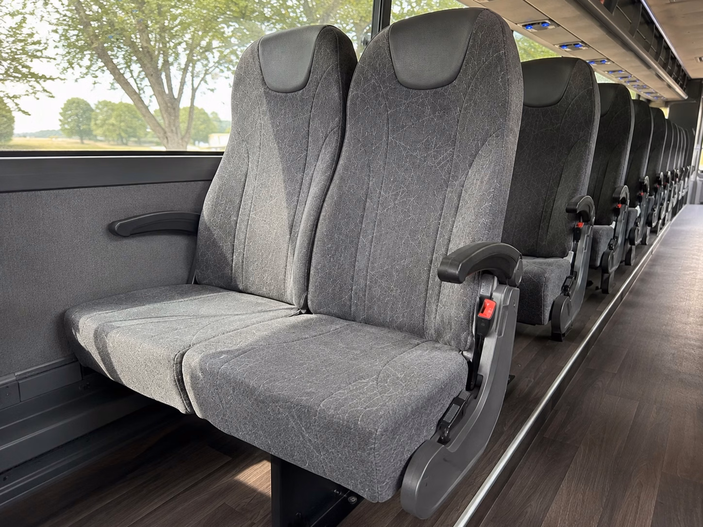 snhu arena fan shuttles and manchester monarchs game transportation